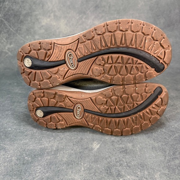 Chaco Women's Gray Mesh Lace Up Hiking Trail Walking Sneakers Shoes Size 6.5 - Picture 4 of 6